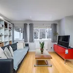 Modern Flat With Workspace Few Mins From Whitechapel Station